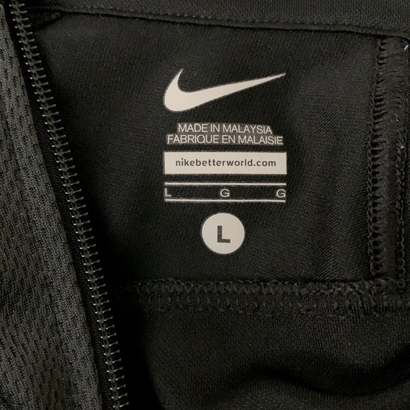 Nike lightweight full zip black and grey jacket with pockets - Picture 8 of 13